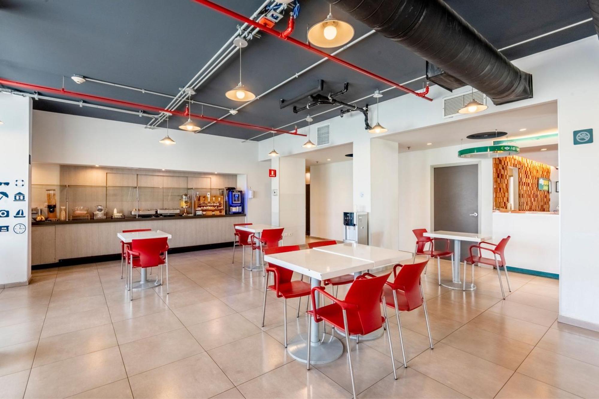 City Express Junior By Marriott Merida Altabrisa Zewnętrze zdjęcie