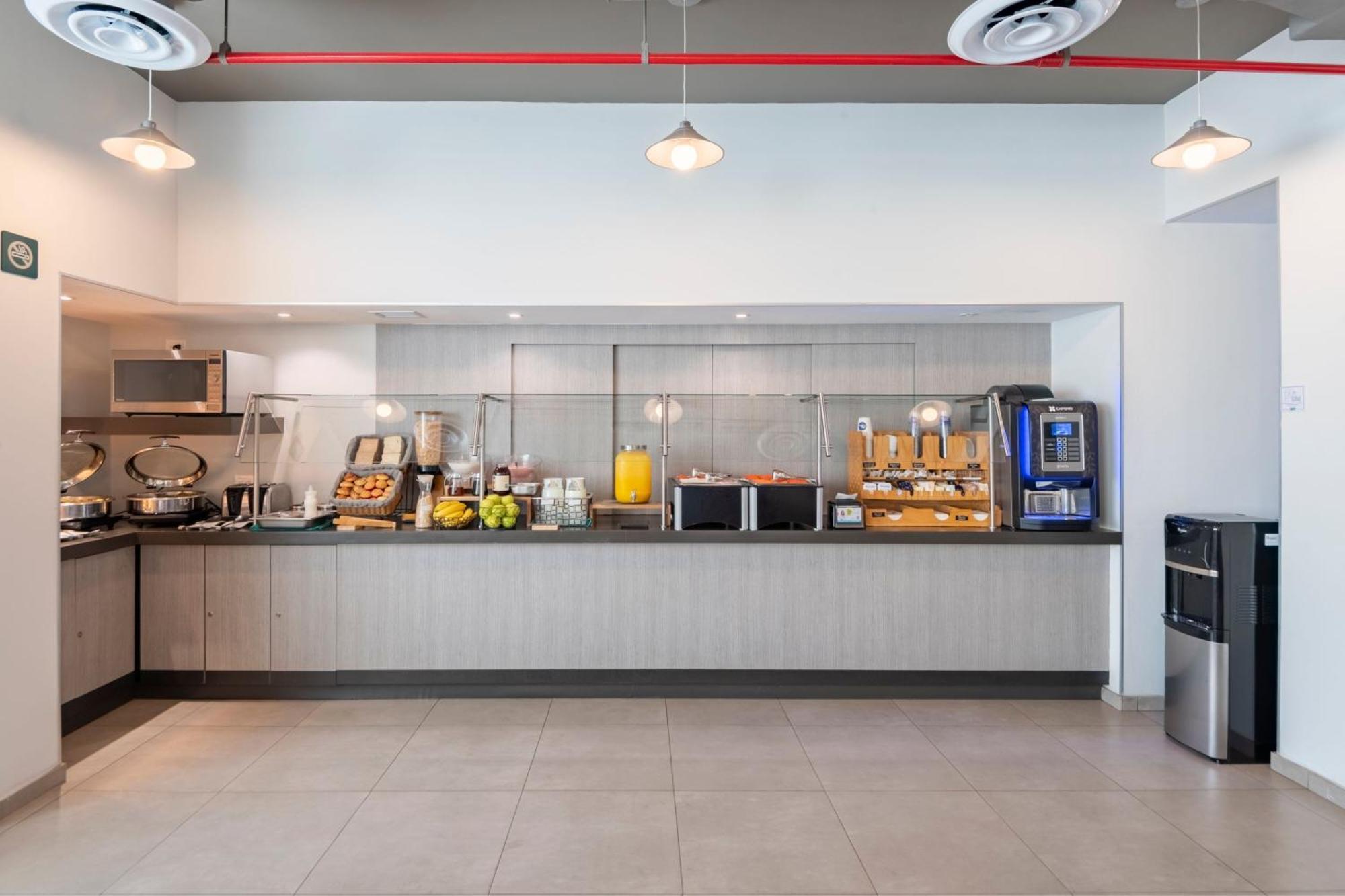 City Express Junior By Marriott Merida Altabrisa Zewnętrze zdjęcie