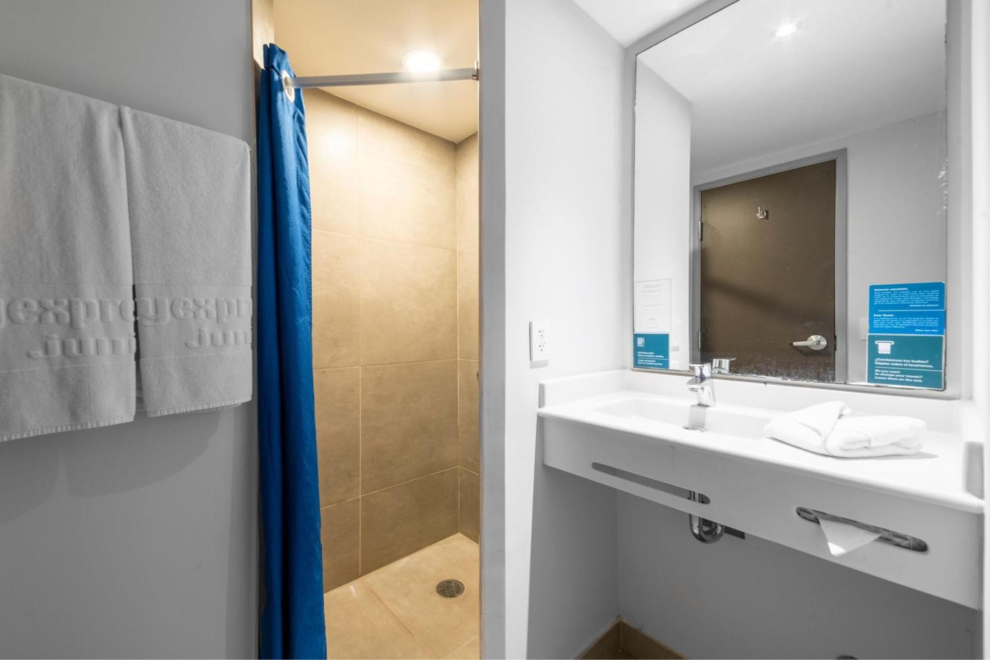 City Express Junior By Marriott Merida Altabrisa Zewnętrze zdjęcie