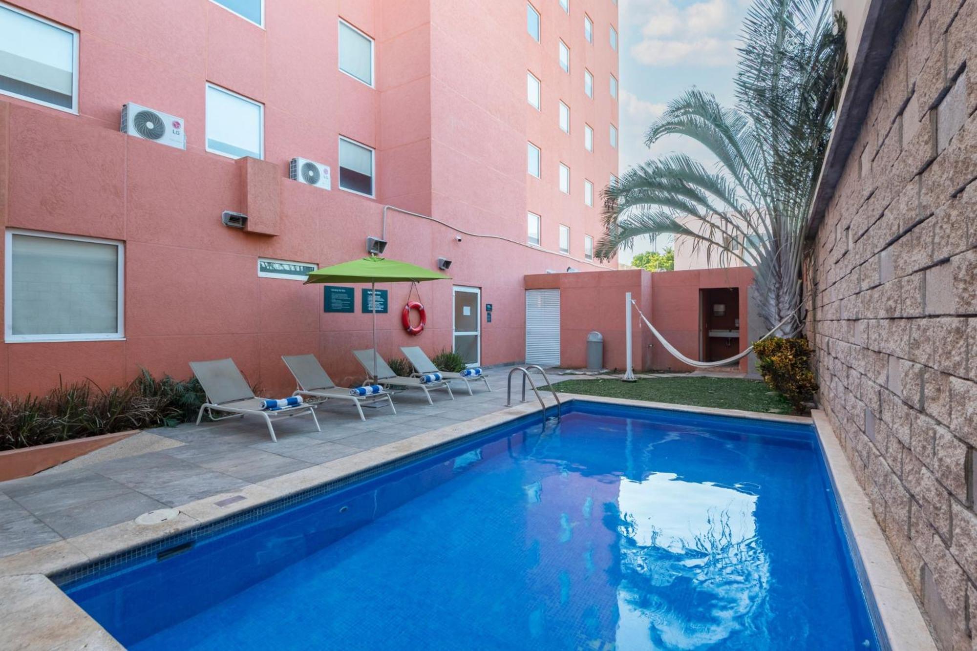 City Express Junior By Marriott Merida Altabrisa Zewnętrze zdjęcie